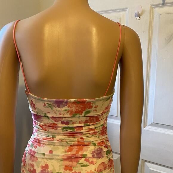 Princess Polly Babydoll Dress Sz 4 Beige Red Pink Rose Ruched Bodycon Sexy Love - Picture 8 of 11